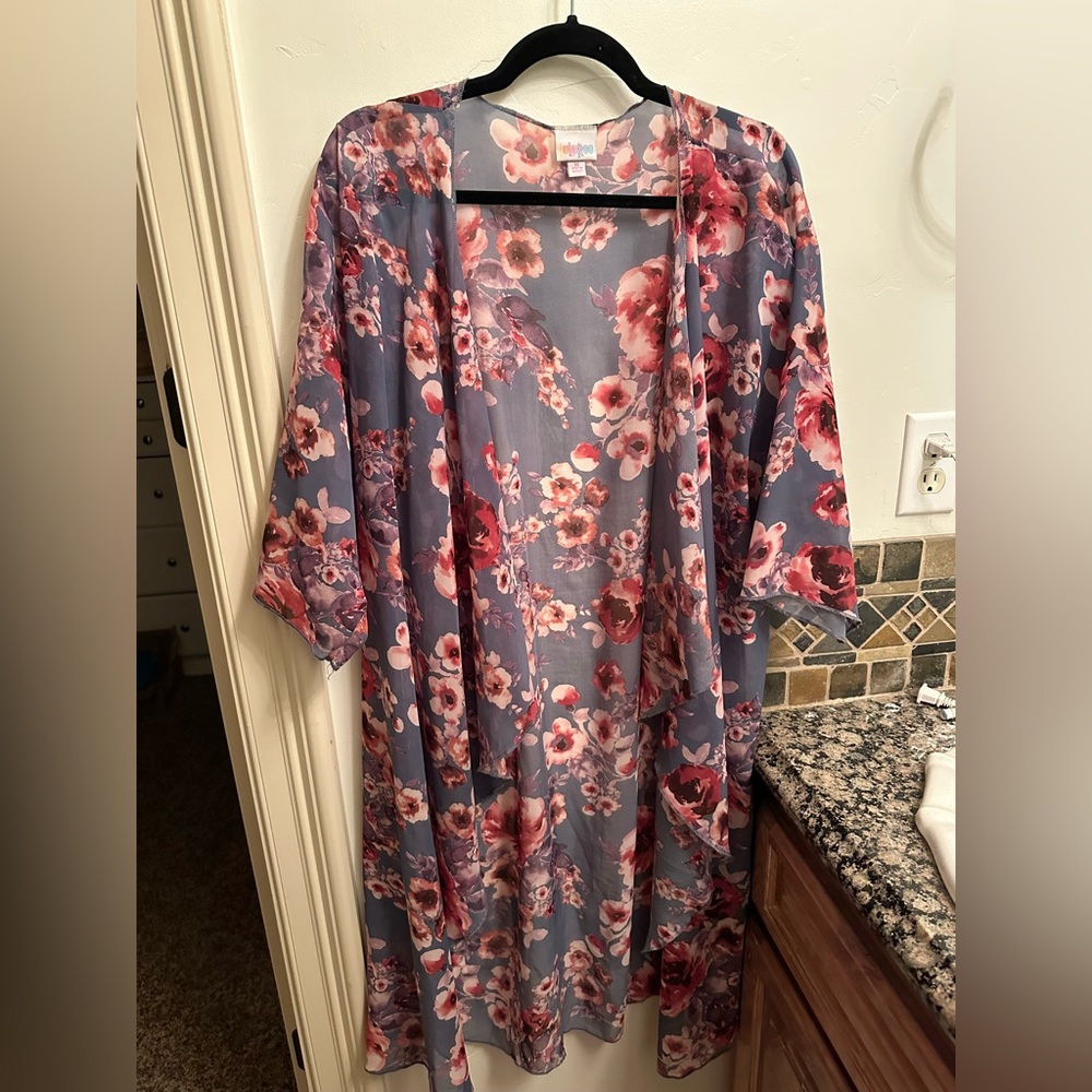 Lularoe kimono
